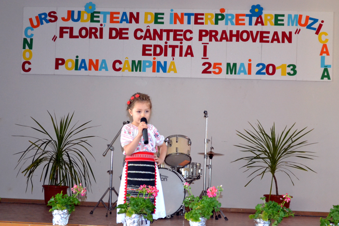 Concurs elevi Poiana 3 Câştigătorii concursului Flori de cântec prahovean, organizat la Poiana Câmpina