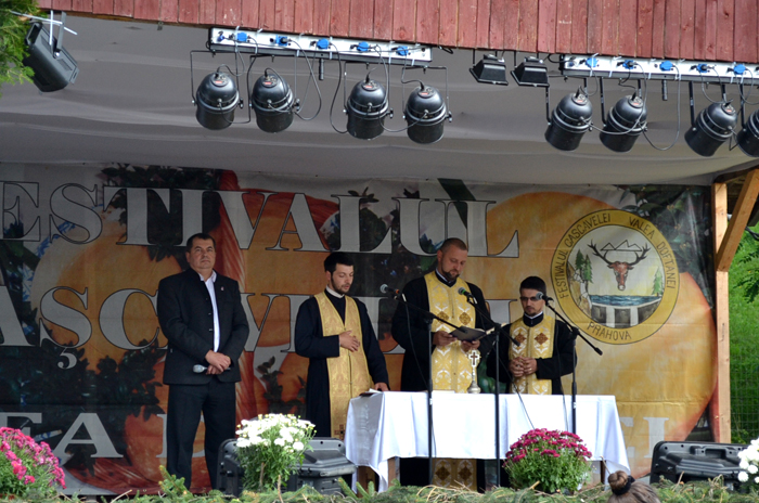Festivalul Cascavelei 2 Caşcaveaua a atras şi în acest an mii de oameni la Valea Doftanei