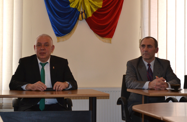 Delegatie Cimislia 2 Câmpina şi Cimişlia au sărbătorit împreună 96 de ani de la unirea Basarabiei cu România