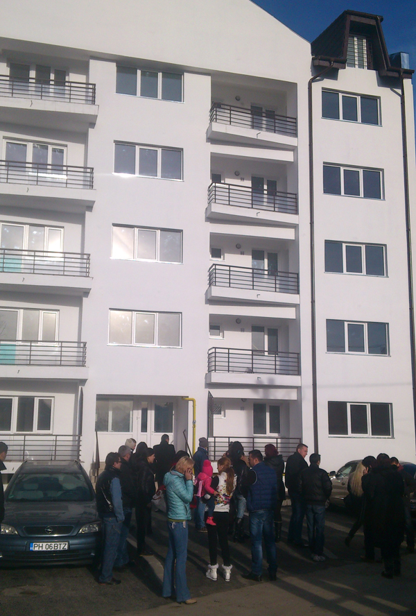 ANL 3 Chiriaşii din blocul ANL şi au ales, ieri, locuinţele, în ordinea punctajului acumulat 