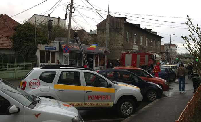 Incendiu 1 Incendiu pe Strada Mihai Eminescu, la magazinul cu pui la jar