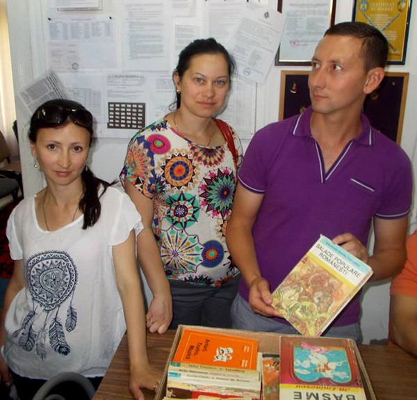 Cimislia 3 Cărţile donate de câmpineni au fost preluate de o delegaţie din Cimişlia, care le va duce în şcolile moldovene