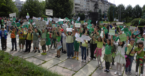 Ziua mediului 1 De Ziua Mediului, copiii din Câmpina participă la un marş pentru ECOmunitate