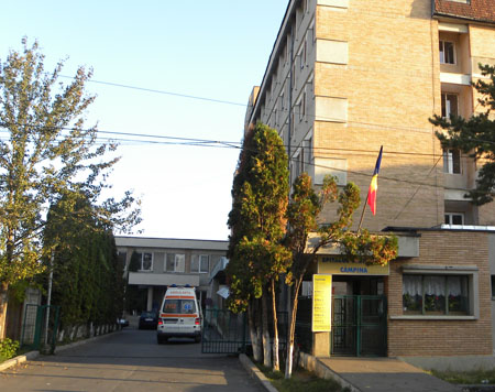 Spital Campina Mai mulţi copii cazaţi la o pensiune din Breaza au ajuns la Spitalul Municipal Câmpina cu toxiinfecţie alimentară
